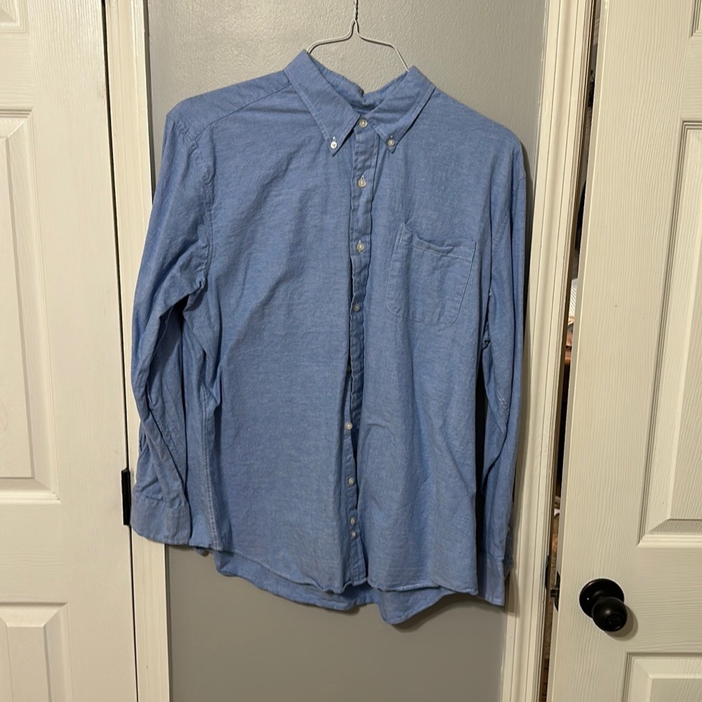 Men’s dress shirt